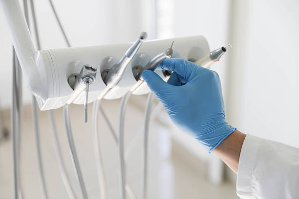 Professional Emergency Dentist technician working in Hamlet, NC
